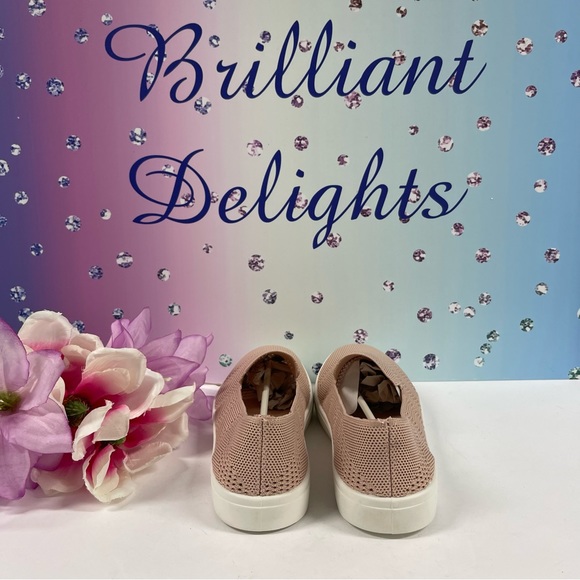 💗SALE! MEIKA SLIP ON SNEAKERS - Picture 7 of 12